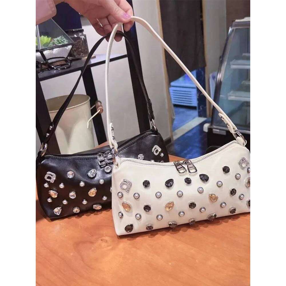 Fashion Dia Women Single Shoulder Zip Solid Color Pu Leather Handbag Casual Crossbody Bag Versatile Ladies Armpit Bags
