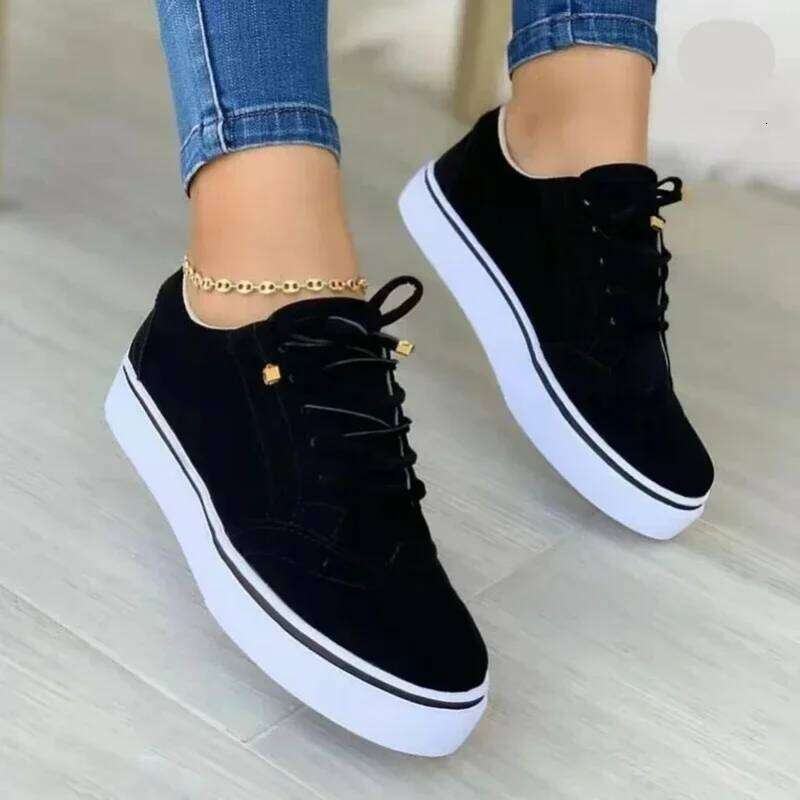 New 2025 Spring Sneakers Flat Casual designer Sneaker Fashion Versatile Lace Up Walking Women Shoes Large Size 43 Zapatos De Mujer