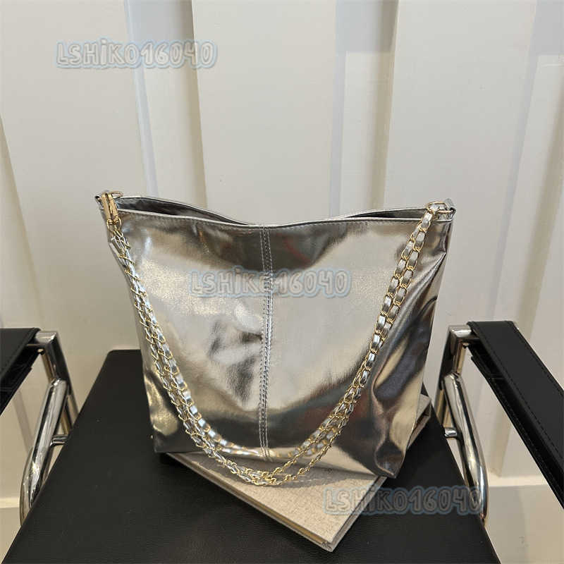 High-quality Large Capacity Bag for Women 2024 New Fashion Single Shoulder Crossbody Bag for Class and Commuting Tote Bag H250804