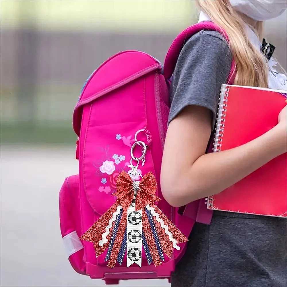 Originality Silk Cheerleaders Flower Ribbon Cloth Butterfly Keyring Pendant Backpack Key Ring Keychain for Women Chain Gift G250802