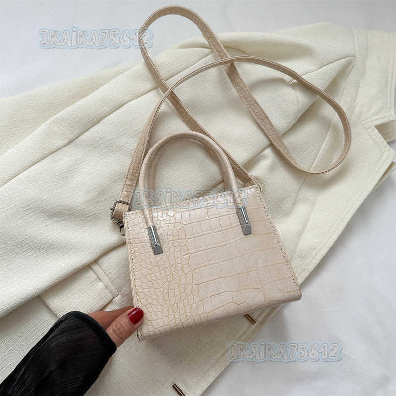 Simple Fashion Bag for Women 2025 Summer New Fashion Trend Single Shoulder Bag Casual Crossbody Bag Fashion Small Square Bag H250804