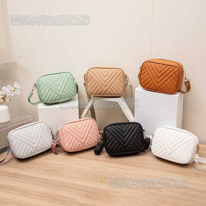 Trendy Camera Bag Small Bag 2025 Fashion Embroidered Womens Bag Casual Small Square Bag Single Shoulder Crossbody Bag Phone Bag H250804