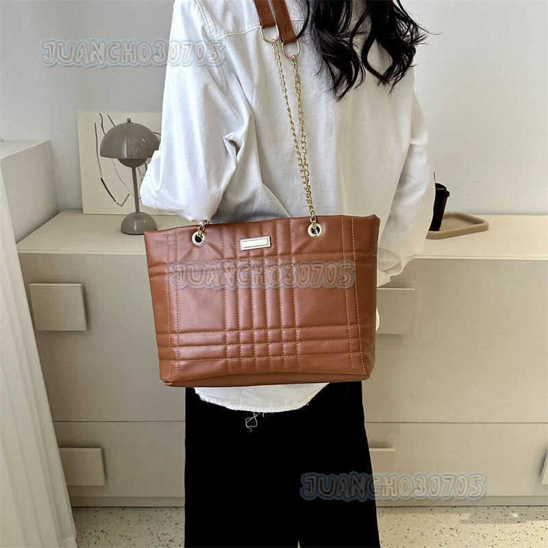 Casual Commuting Crossbody Bag Large Capacity Tote Bag Women 2025 Spring New Fashion Simple Shoulder Bag Womens Bag H250804