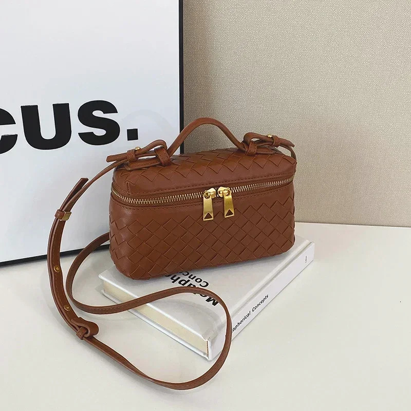 Versatile Womens Shoulder Bag Crossbody Bag Messenger Handbag Leather Tote Bags Classic Style 250804