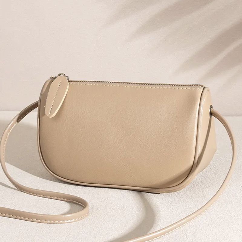 Retro Style Womens Messenger Bag - Durable & Versatile Leather Shoulder Satchel