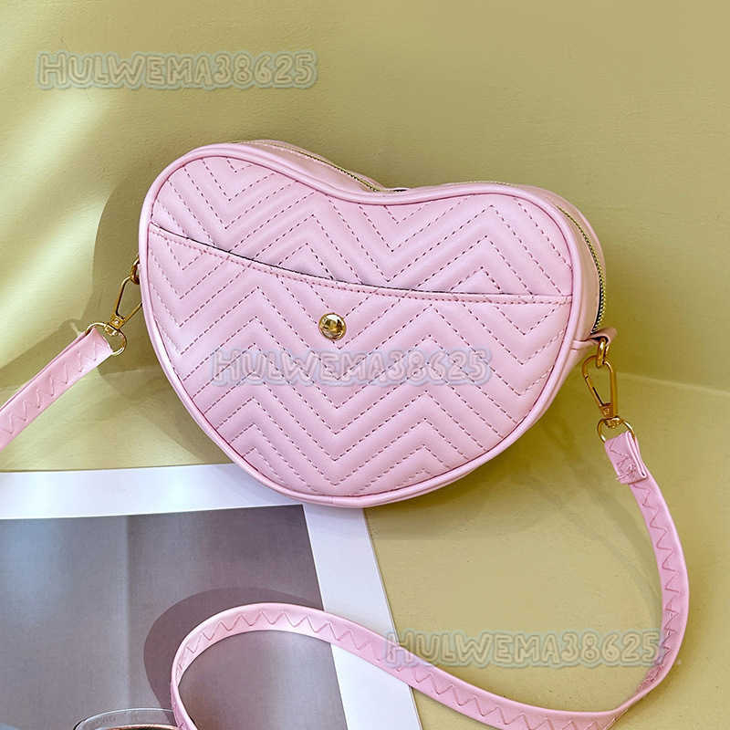 2025 New Womens Bag Trendy Fashion Small Crossbody Bag Heart-shaped Fashionable Shoulder Bag H250804
