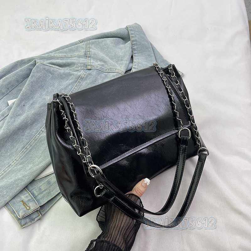 2025 New Fashion Chain Shoulder Bag for Women Niche Design Simple and Stylish Underarm Small Square Bag H250804