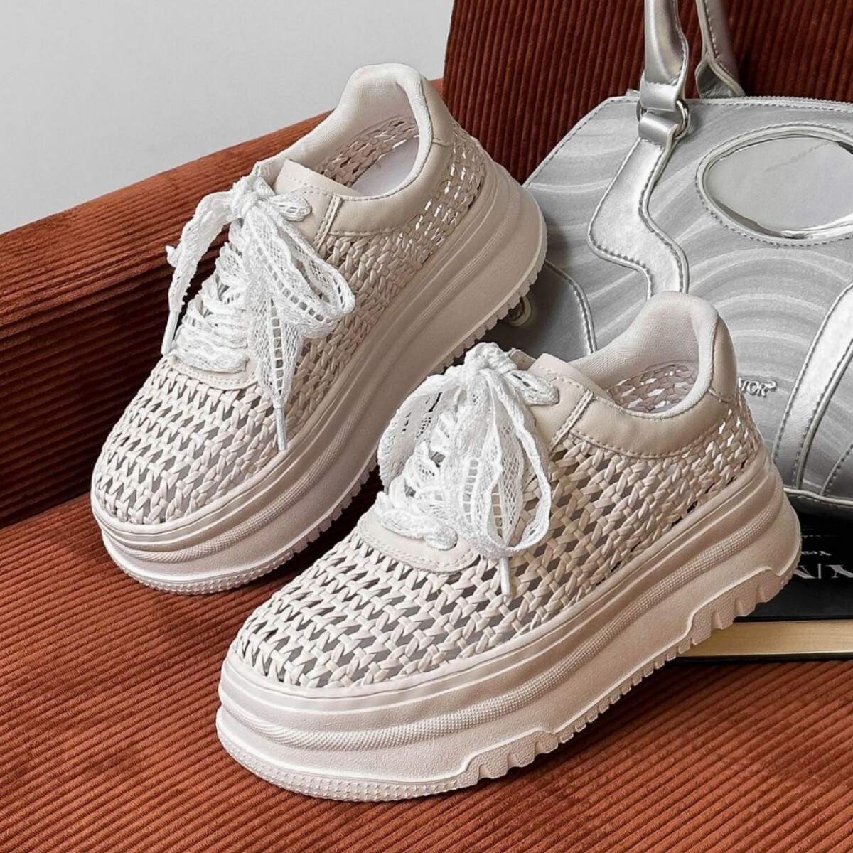 White Sneakers for Women Thick Sole Summer Versatile Mesh Sports Casual 2025 Height Increasing Breathable Platform Shoes New Style ddmythur