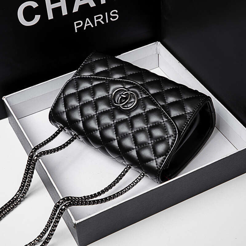 DHessentials Korean Style Women's Fashionable Multi-Use Commuter New 2025 Summer Simple Quilted Chain Small Square Bag Single Shoulder Crossbody
