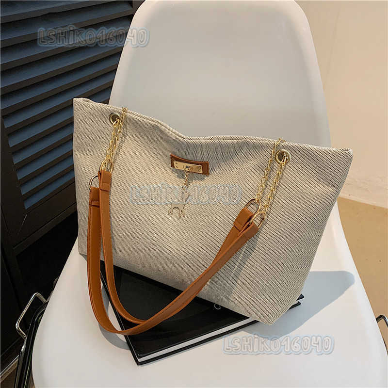 Casual Large Capacity Bag for Women 2024 New Versatile Nylon Bag Commuting Class Shoulder Bag Simple Tote Bag H250804