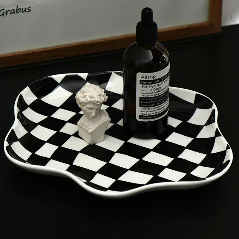 Retro Checkerboard Ceramic Plate Jewelry Storage Dessert Home Decoration Dinner Tableware 250708