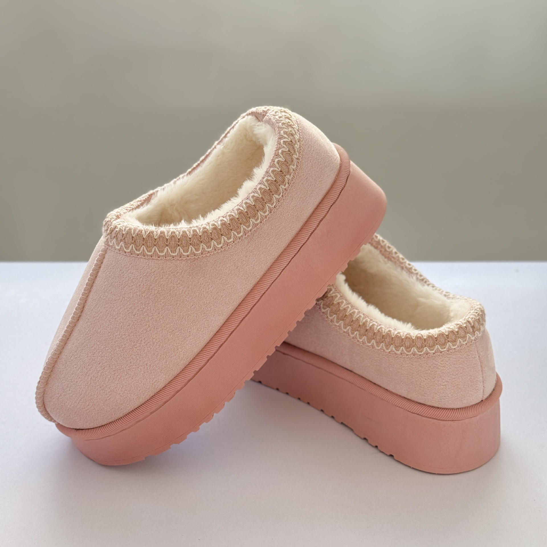 Free Shipping Best Seller 2025s Fall Winter Designer's New Home Fleece slippers Unisex Outdoor Thick Sole Warm Cotton Shoes Big Size 44-45 Comfor