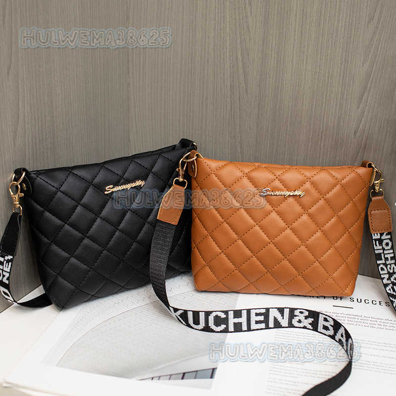 Minimalist Quilted Small Square Bag 2025 Autumn Winter New Fashion Womens Crossbody Phone Coin Purse Bucket Bag for Women H250804