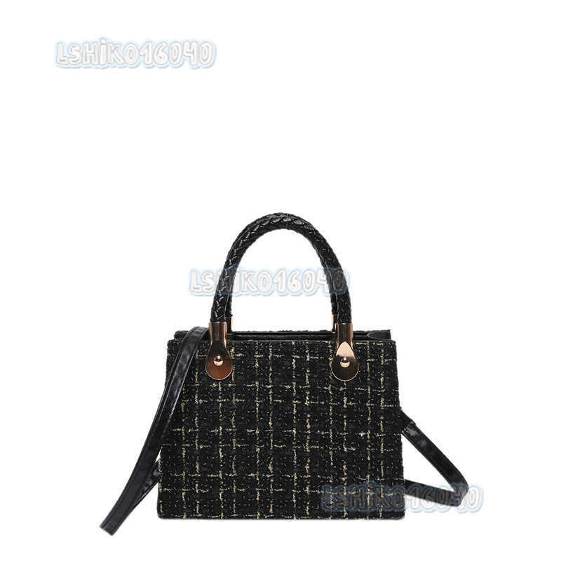 Trendy Bags Womens Bags 2024 Summer New Fashion Beautiful Texture Single Shoulder Crossbody Small Square Bag H250804