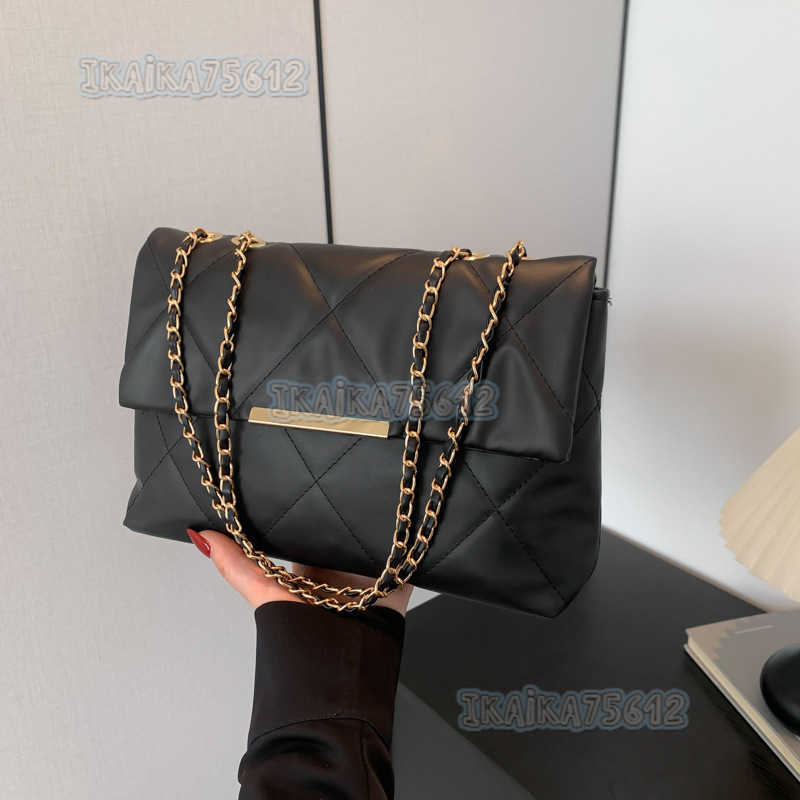 2025 Spring New Crossbody Bag Fashion Casual Commuting Niche Aesthetic Personality Trend Simple Shoulder Bag H250804