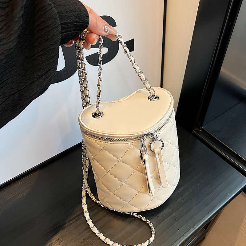Fashion Quilted Embroidery Small for Women New Spring Summer Versatile Stylish bags Chain Shoulder designer Crossbody Cylinder Bag