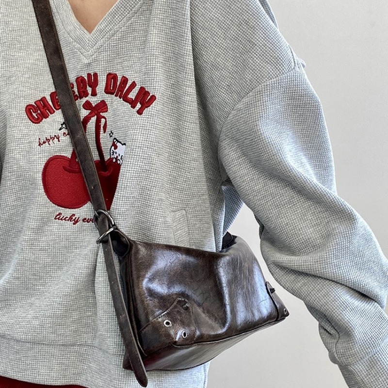 Elegant Niche Female Unisex Tote Pouch with Contemporary Strap Options for Casual Elegance