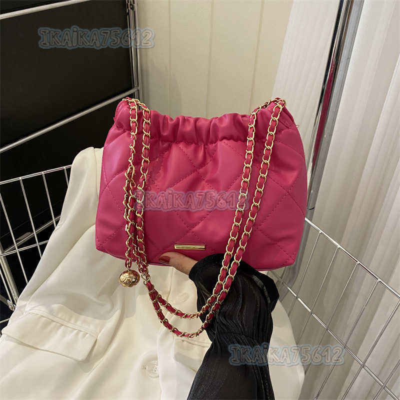 Trendy Bags 2025 Summer New Fashion Casual Commuter Shoulder Bag Simple Fashion Casual Tote Bag H250804
