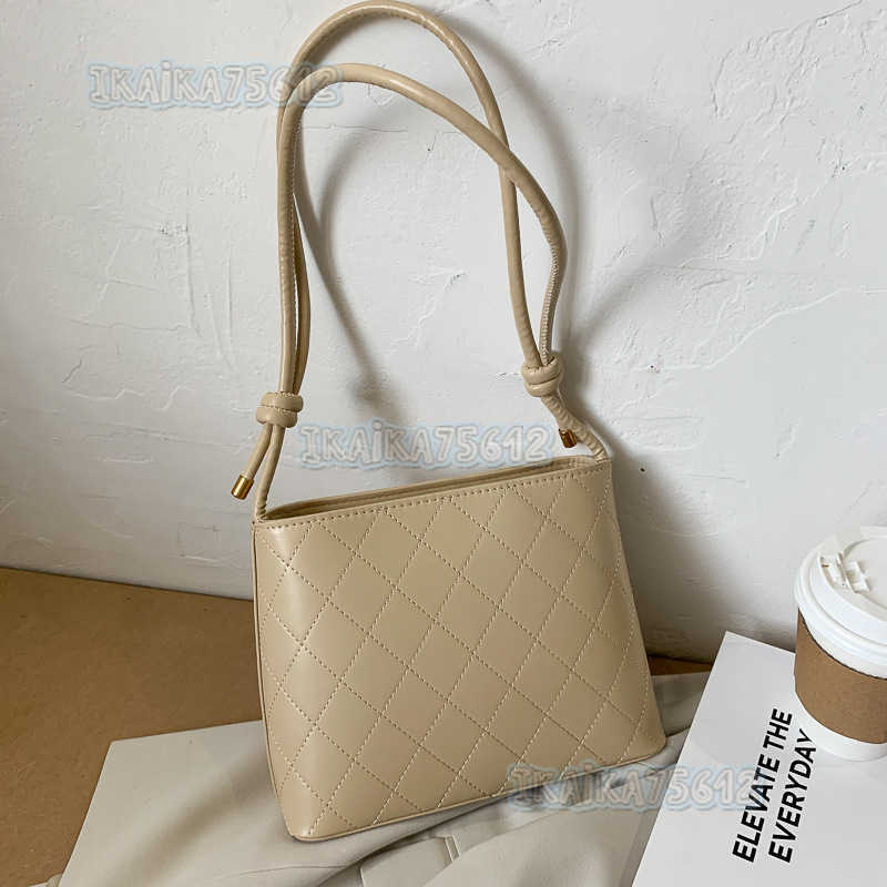 Texture Bag Womens 2025 New Style Niche Fashion Net Red Small Square Bag Single Shoulder Messenger Bag for Work H250804