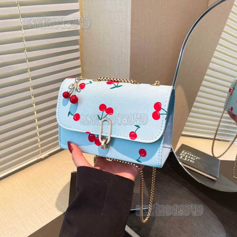 2025 New Fashionable Casual Saddle Bag Style Fresh Sweet Cherry Print Single Shoulder Crossbody Bag H250804