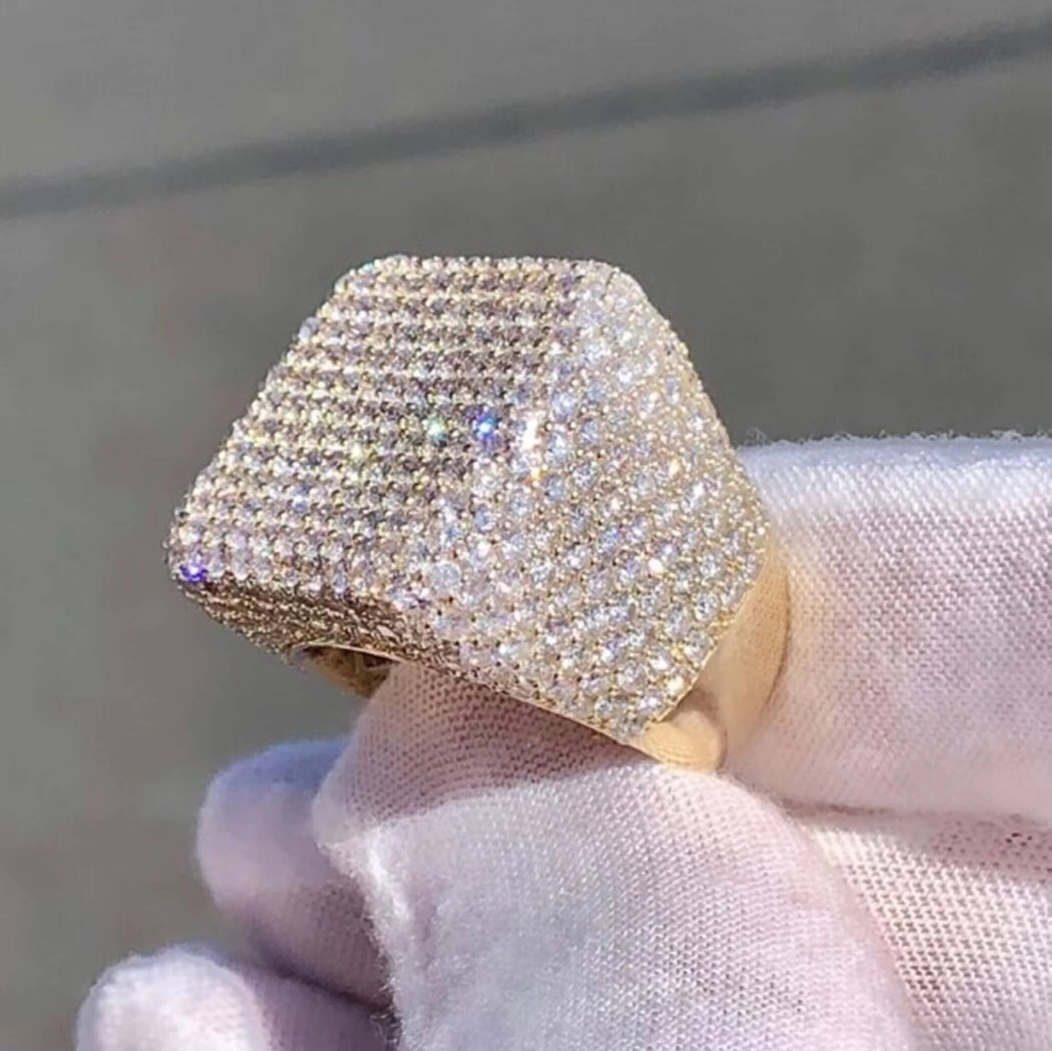 Hip Hop Jewelry Ring Brilliant Round Cut Moissanite Mens Iced Out Ring 925 Sterling Silver Luxurious Style Rappers Pinky Ring