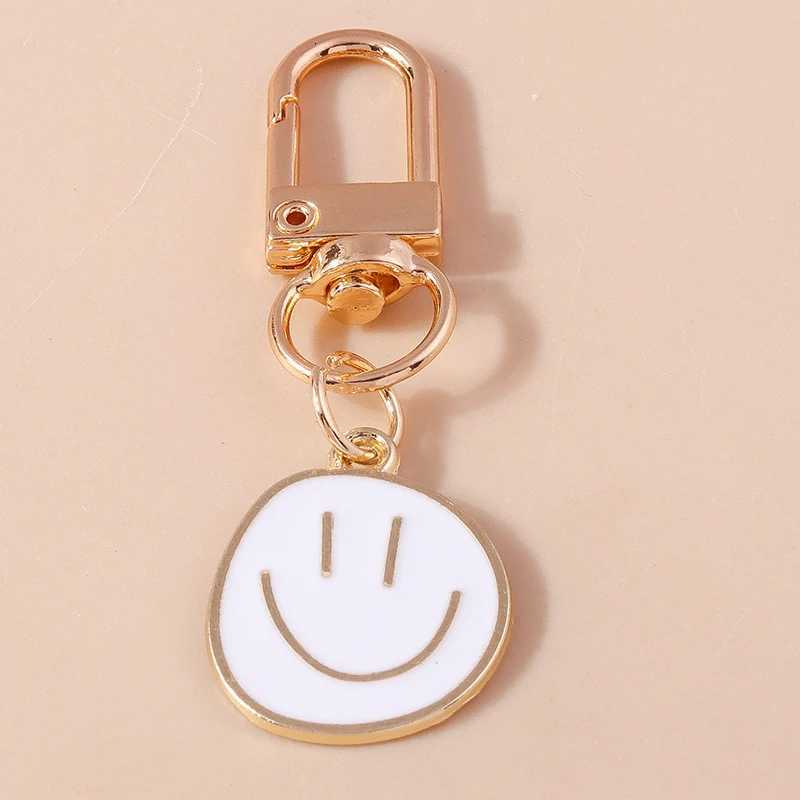 Cute Smile Face Keychain Emoticon Key Rings Pendants for Men Women Key Holder Handbag Charms Pendants DIY Jewelry Gifts G250802
