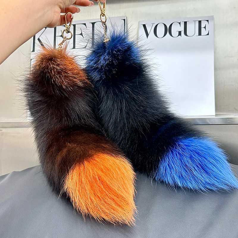 40cm Real Fox Tail Keychain Wolf Tail Fur Tassel Bag Key Chains Bag Charm Keyring Holder Strap Chain Best Gift Jewelry G250802