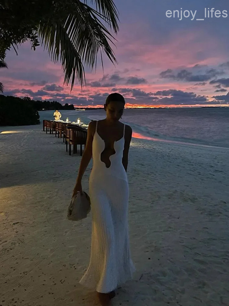 Elegant Cut Out White Long Dress For Women Fashion Patchwork Pleated Backless Sling Dresses Lady Holiday Beach Robes