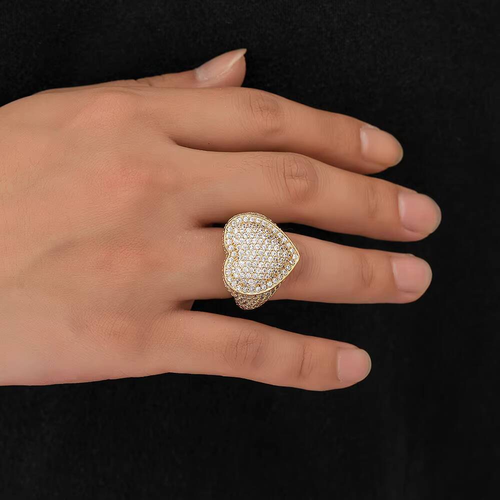 Hip Hop Diamond Heart Ring Women Full 3A Zircon 18k Gold Plated Iced Out Love Ring