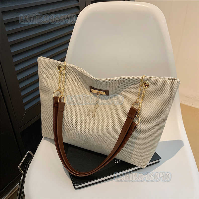 Casual Large Capacity Bag for Women 2024 New Versatile Nylon Bag Commuting Class Shoulder Bag Simple Tote Bag H250804