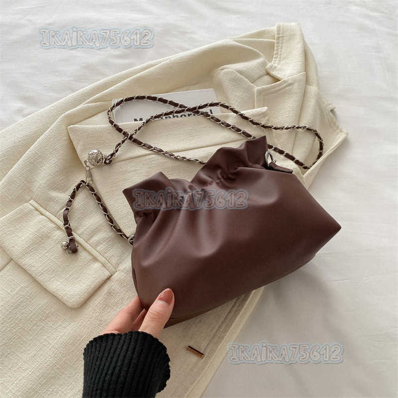 Niche Chain Crossbody Bag Personality Small Bag for Women 2025 New Trendy Fashion Aesthetic Single Shoulder Bucket Bag H250804
