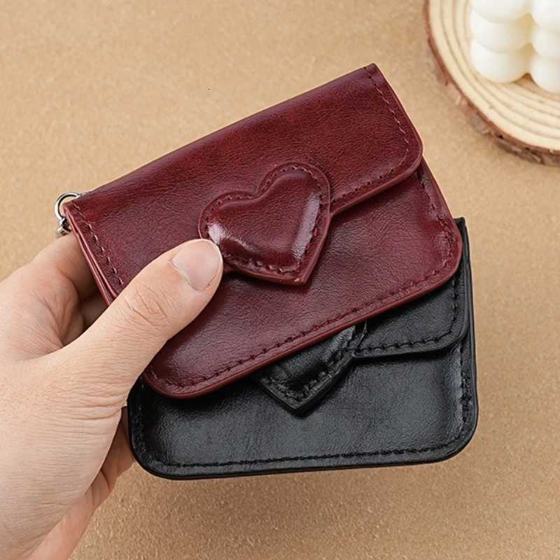 Mini Coin Purse Keychain Wallet Fashion PU Heart Buckle Multi-card Slots Card Holder Pouch Key Storage Bag for Women and Men G250802