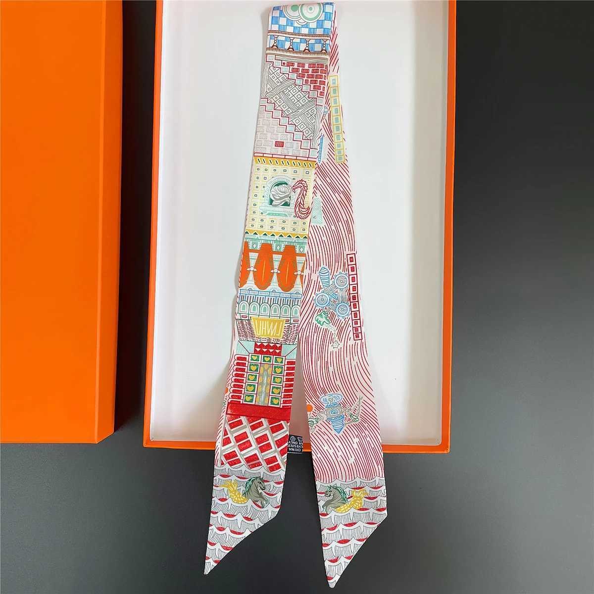100% Silk Twill Scarf Luxury Palace Horse Fashion Scarf Wen Foard Skinny Bag Scarves Neckerchief Hair Band X250804