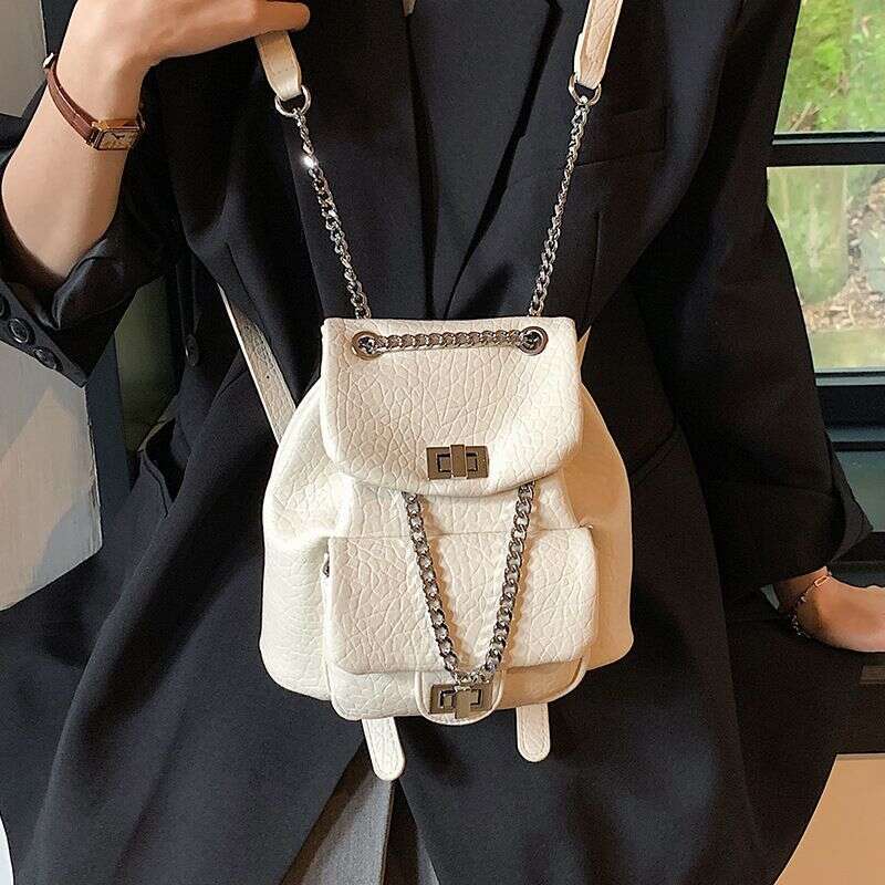 Small New Chain Women's Premium Sense Versatile School Bag Bucket Backpack For Travel