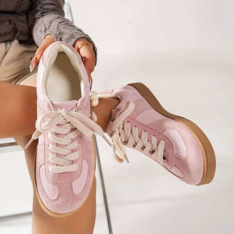 new Fashion Round Toe Casual Lace Up Shoes designer for Patchwork Retro Outdoor Flat Sneakers Women Zapatos De Mujer