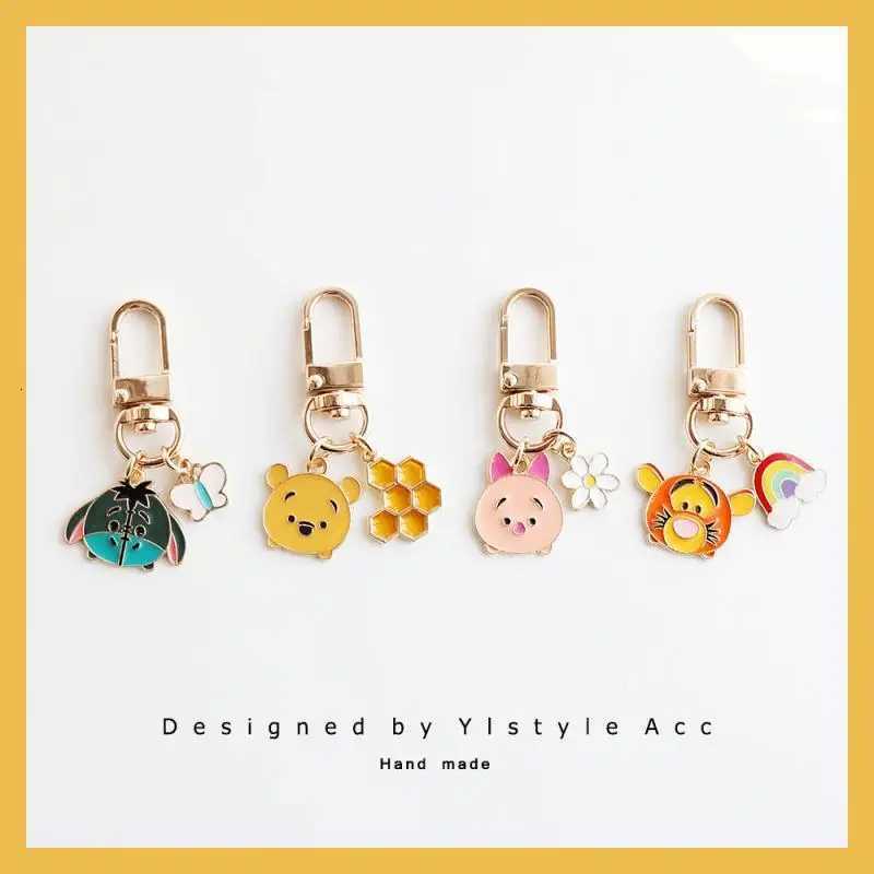 ute Pooh Keychain AirPods Pendant USB Flash Drive Anti-loss Couple Bag Hanging Accessories Gift G250802