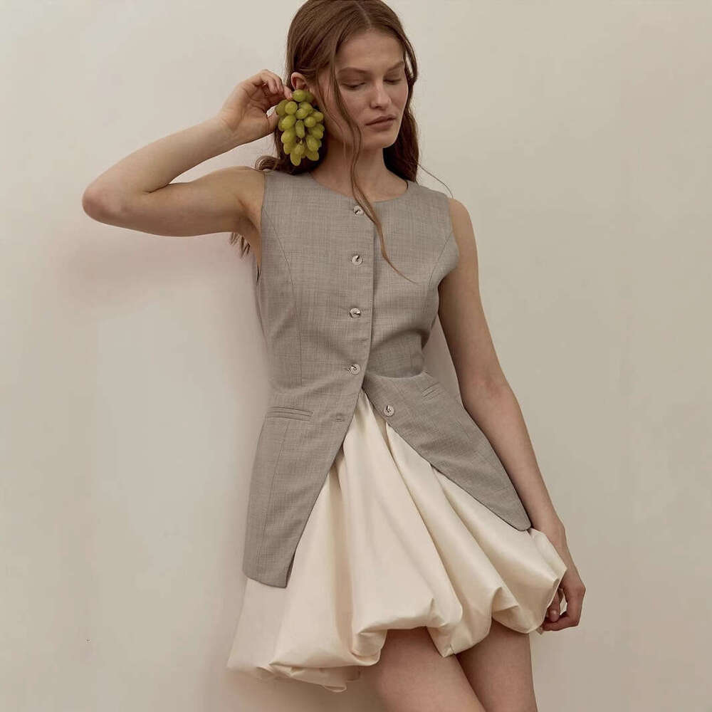 Spring Summer New Satin Short Y2k Elegant Versatile Shiny Pleated Bud Half Skirt Ins Style B5 b7