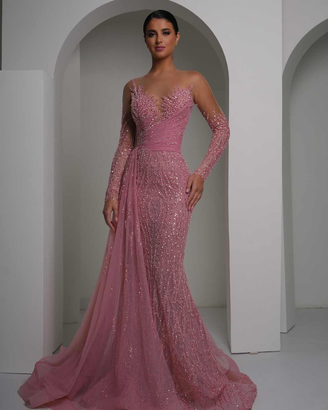 Shining Evening Dress Long Sleeves Handmade Beaded Sequined Illusion Evening Party Gowns Vestido De Noche Customized