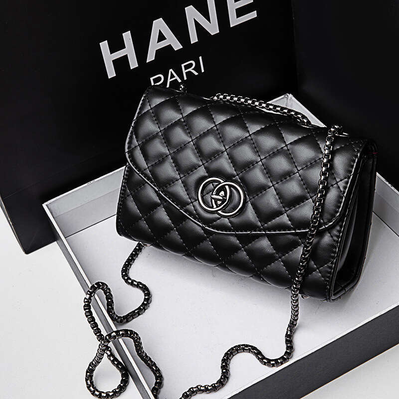 DHessentials Korean Style Women's Fashionable Multi-Use Commuter New 2025 Summer Simple Quilted Chain Small Square Bag Single Shoulder Crossbody