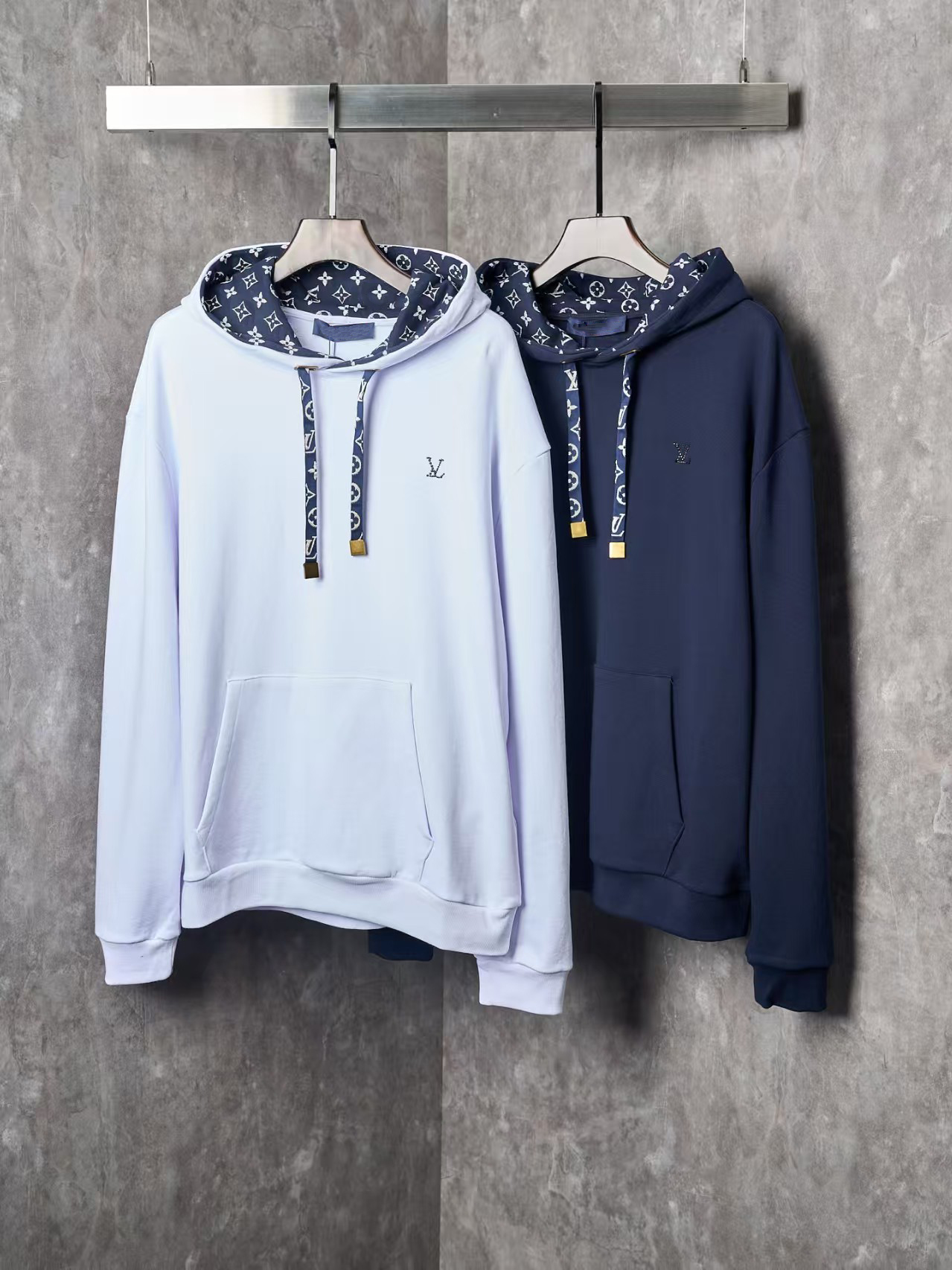 Men's Hoodies & Sweatshirts Autumn and winter new men's casual cardigan Jacquard sleeve stitching handsome trend of men and women couples luxury tops. S--XL