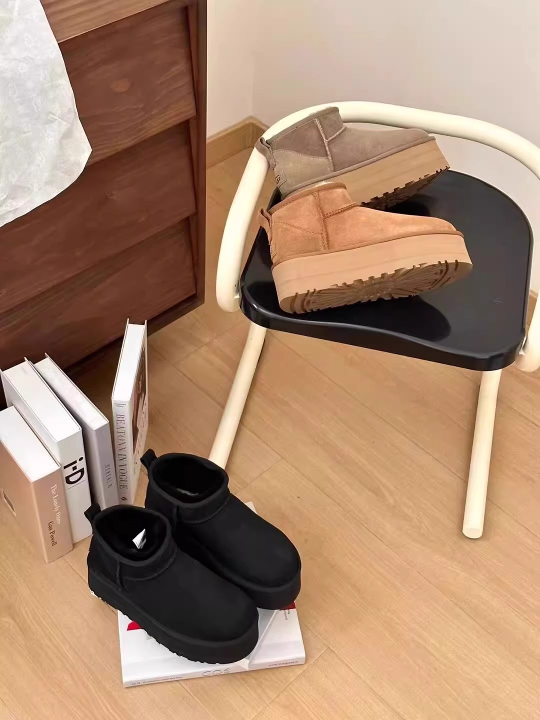 Women's Thick - soled Snow Boots 2025 Winter Style One - piece Fur - lined Short - tube Snow Cotton Shoes for Women Plush - added and Thickened B