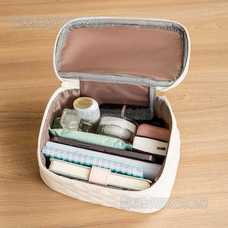 2025 New Fashion Square Quilted Makeup Bag Large and Small Handheld Makeup Organizer H250804