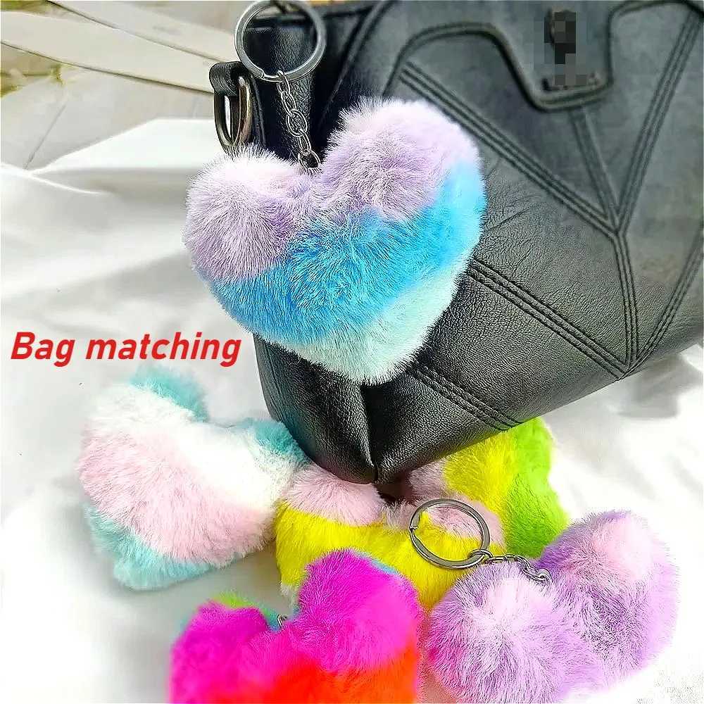 Creative Rainbow Gradient Love Ball Keychain Pendant Internet Celebrity Cute Backpack Hanger Car Key Womens Accessories Gift G250802