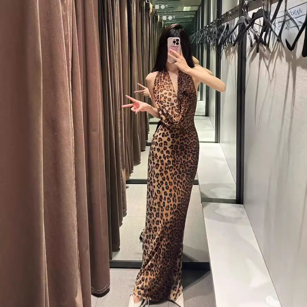 2025 fashion European and American Style Fashion Leopard Pattern Transparent Strap Skirt Long Dress New Designer Dress