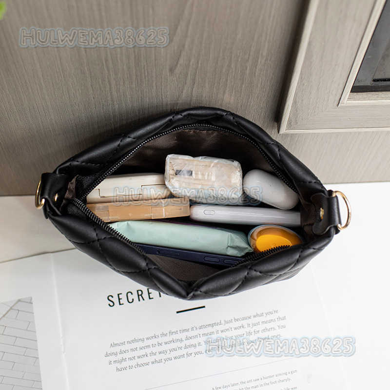 Minimalist Quilted Small Square Bag 2025 Autumn Winter New Fashion Womens Crossbody Phone Coin Purse Bucket Bag for Women H250804