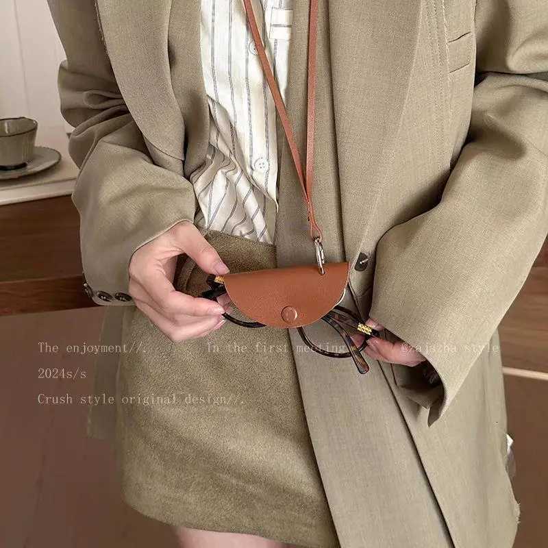 PU Key Case Box Hanging Neck Eyeglasses Storage Pouch Headphone Storage Bag For Outdoor Hunting Biking Small Leather Bag G250802