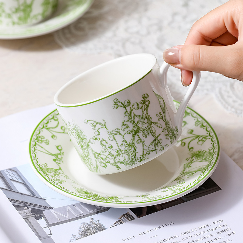 INS Lily of the Valley Coffee Cup and Saucer Set Mug Ceramic Water Cup European Style Creative Luxury Home Afternoon Tea Cup 250804