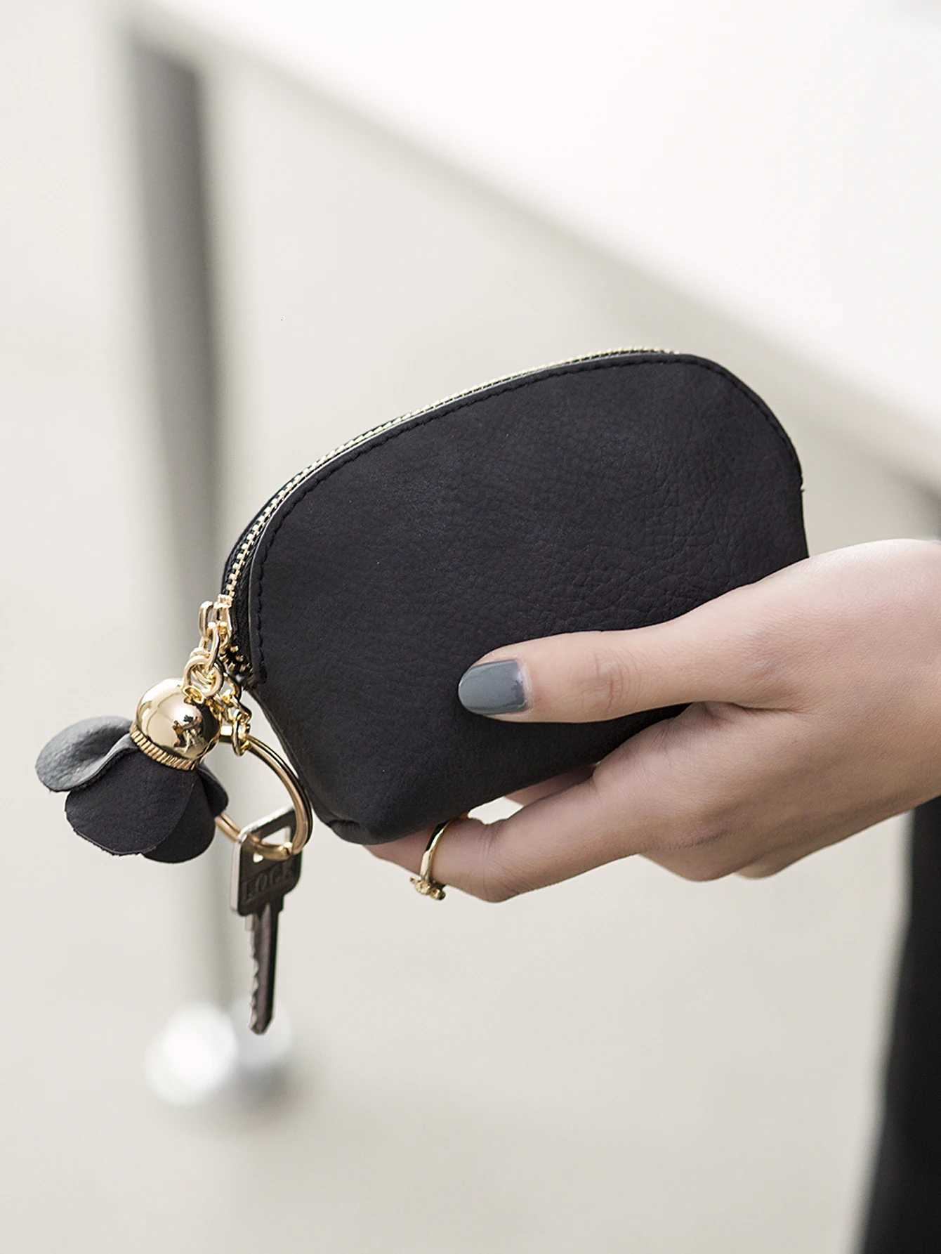Minimalist Fashionable Womens Short Card Bag Cute Mini PU Leather Zero Wallet Compact Portable Multifunctional Key Storage Bag G250802