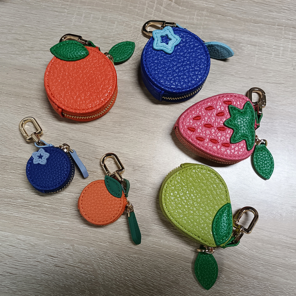 Coin Purses Strawberry Fruit Charm Purse Cute Key Chain Mini Pouch Wallet Gift For Girl Women