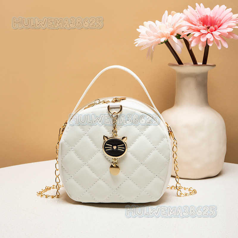 Womens Bag 2025 New Fashion Mini Small Bag Womens Chain Bag One Shoulder Crossbody Small Round Bag Women H250804